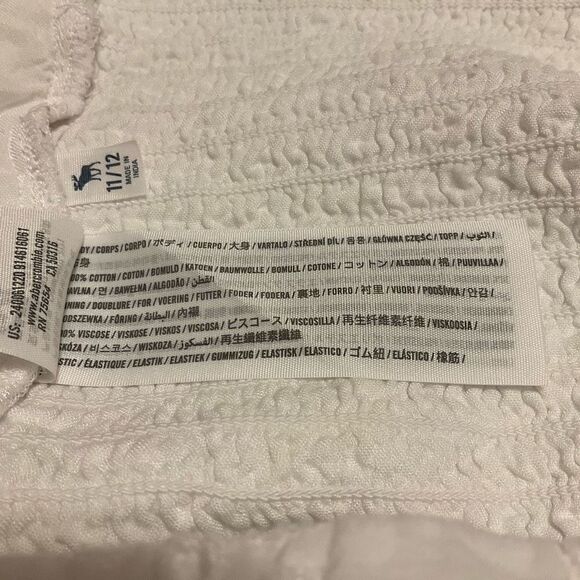 Abercrombie Kids White Eyelet Spagetti Strap Tank. Size 12 - Picture 11 of 11